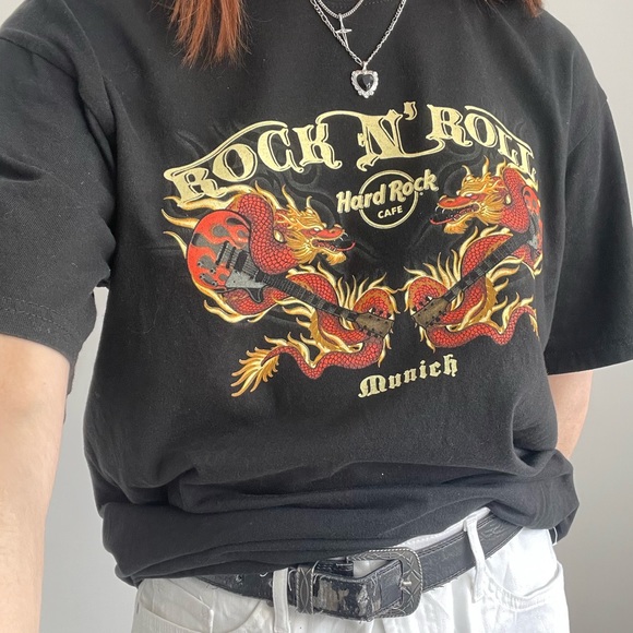 Black Hard Rock Cafe Munich T-Shirt - Picture 2 of 5